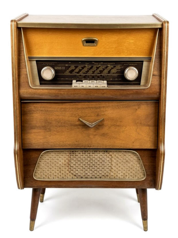 Eumig 3D Musikschrank
