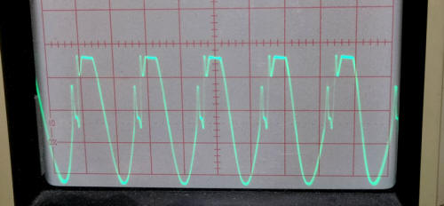 Verzerrter Sinus