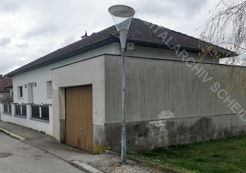 Garage mit Wasseranschluß