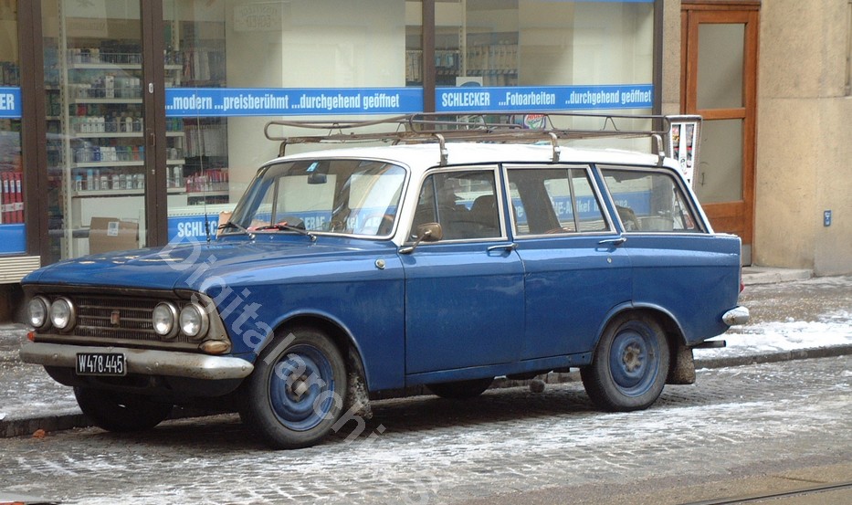 UdSSR ALZK Moskwitsch einst im Alltag in Wien unterwegs