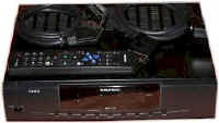 D_Grundig_STR322_Twin_front.jpg (9801 Byte)