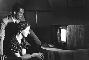 1939 Einheitsfernseher - Volksfernseher E1 für das Deutsche 441 Zeilen Fernsehen